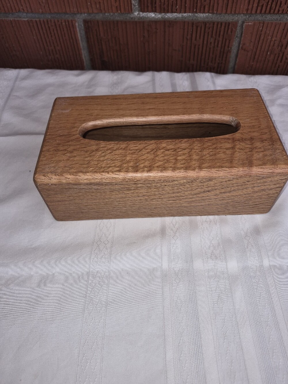Wood Tissue Holder - Picture 2 of 3